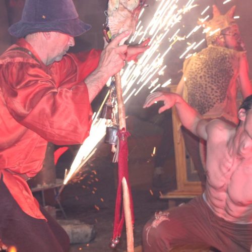 CHEMINERUM, EL RITUAL DEL FUEGO